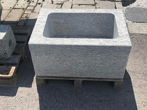 Bassin granit Sérizzo